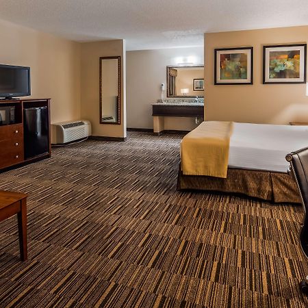 קרוויל Best Western Sunday House Inn מראה חיצוני תמונה