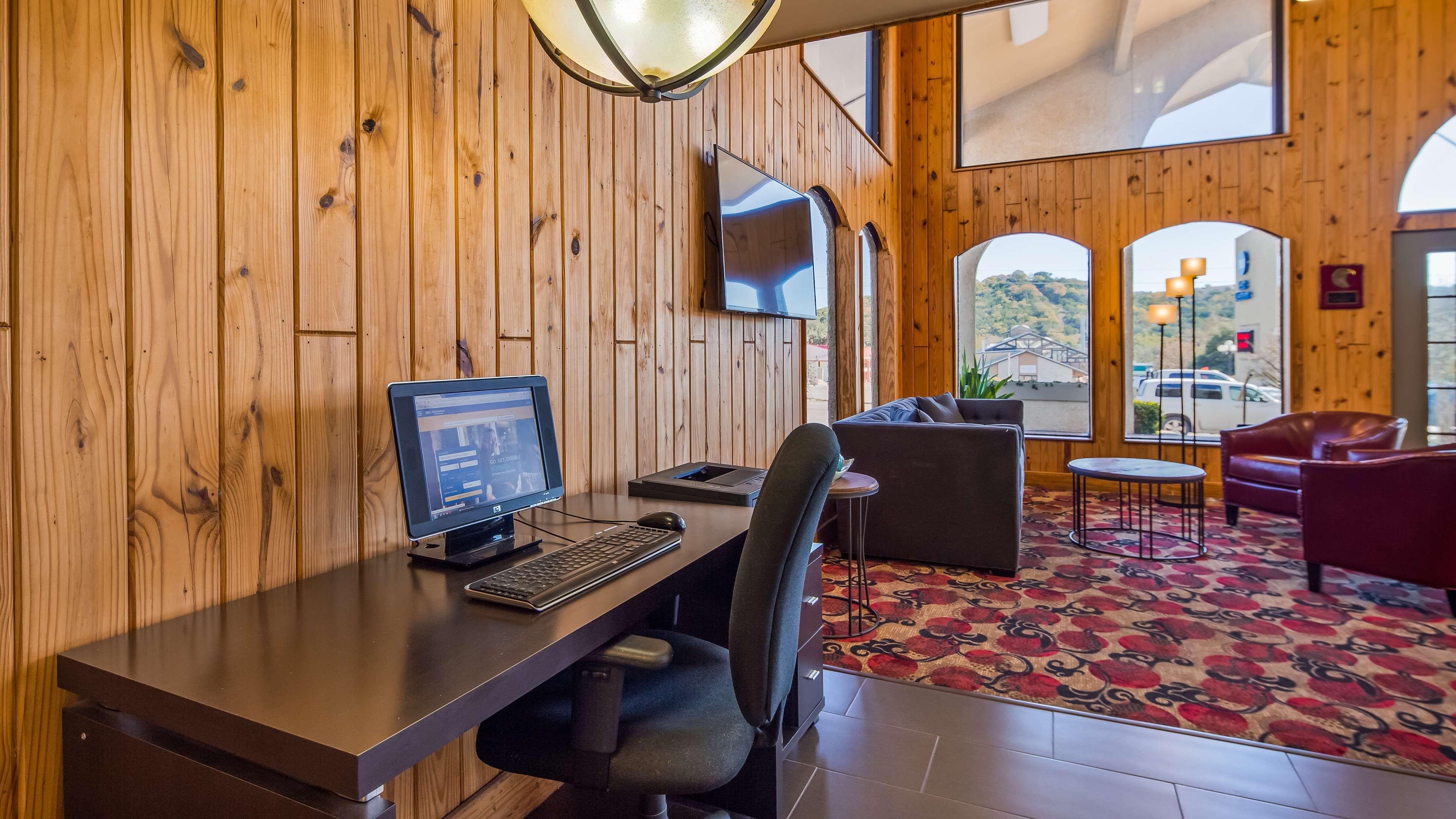 קרוויל Best Western Sunday House Inn מראה חיצוני תמונה