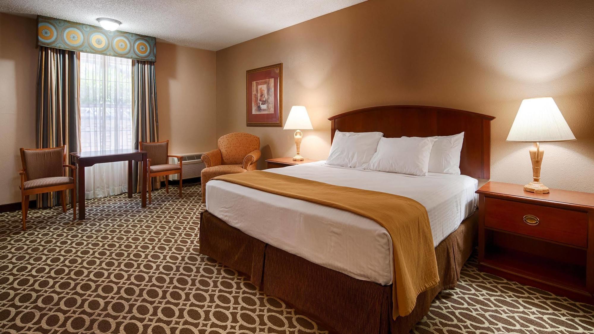 קרוויל Best Western Sunday House Inn מראה חיצוני תמונה
